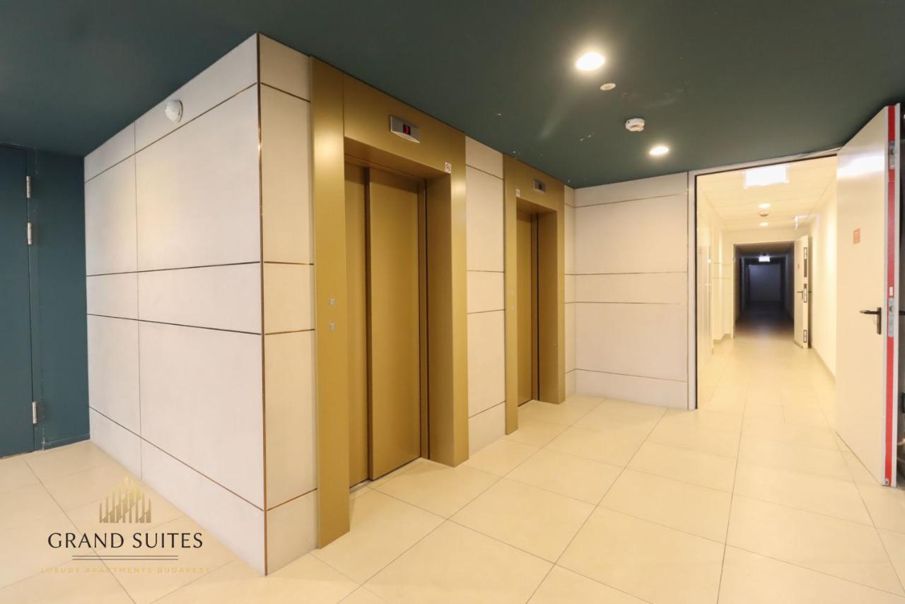 Grand Suites Central Budapest Luaran gambar