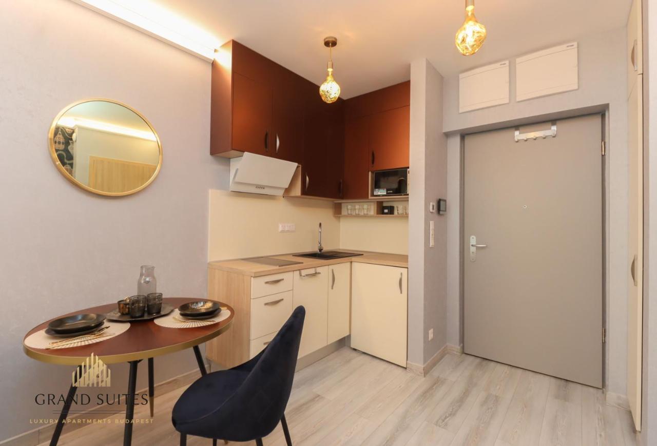 Grand Suites Central Budapest Luaran gambar