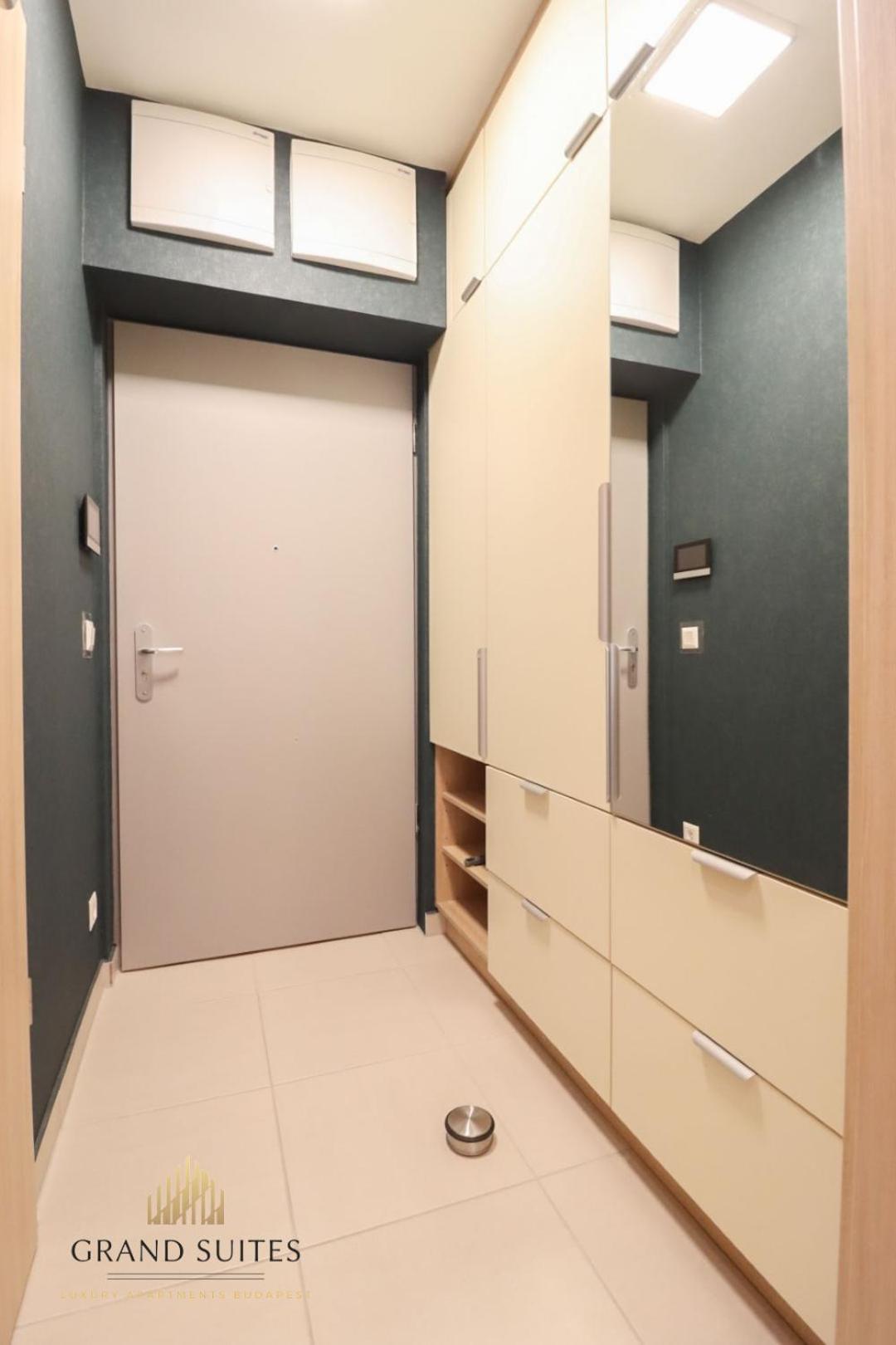 Grand Suites Central Budapest Luaran gambar