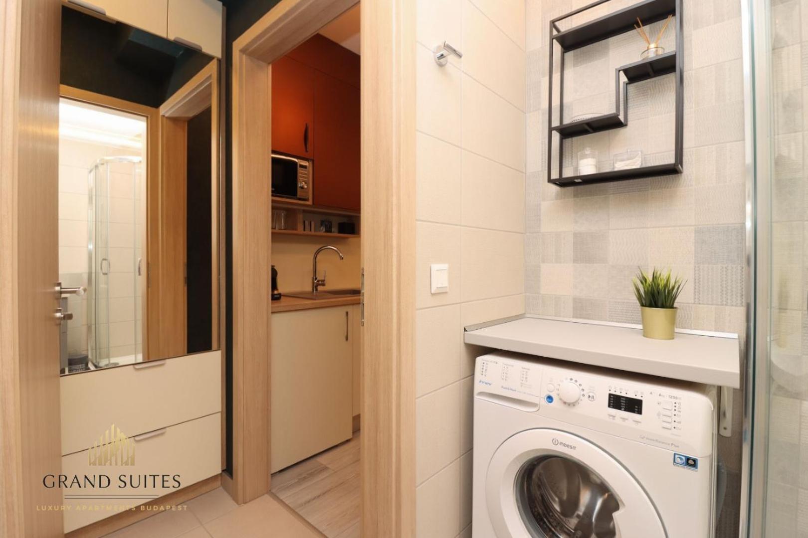 Grand Suites Central Budapest Luaran gambar